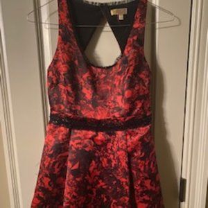 Vera Wang size 5 dress perfect for school dances!